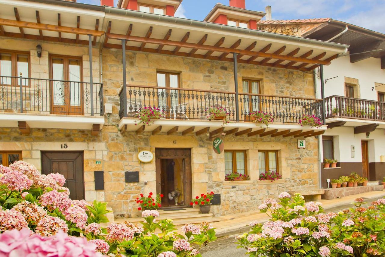 Posada De Villacarriedo Exterior photo